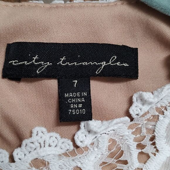 City Triangles Ivory Crochet Capped Sleeve Midi Lined Dress - Picture 7 of 7